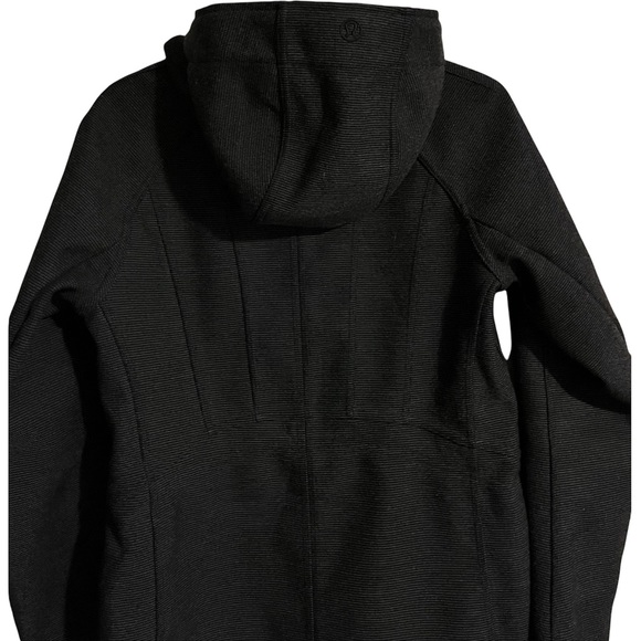 Lululemon Size 6 Weather or Not Jacket - Picture 5 of 9